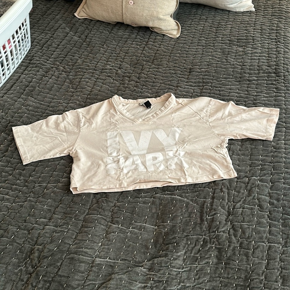 Ivy park tee shirt